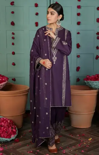 NEW Summer Lawn 2025 BRAND:COCO BY ZARA SHAHJAHAN  air jet lawn 3pc siut